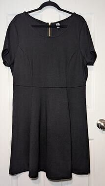 Old Navy Black Fit & Flare Knit Dress Size 1X – Short Sleeve Back Zip